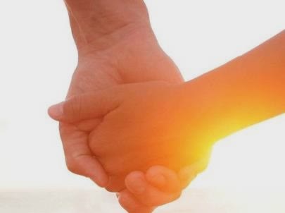撩人浪漫的情话说说带图片 你这么甜我真想舔舔13