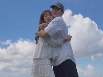 情侣秀恩爱经典短句带图片 爱情语录浪漫暖心8