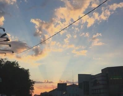 失眠朋友圈文案带图片 四下无人的夜最想听你的晚安13