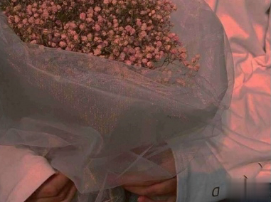 难受想哭的爱情句子 感觉对方很冷淡的句子