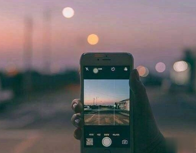 一个人深夜发的伤感说说带图片 聚散离合都在情理之中