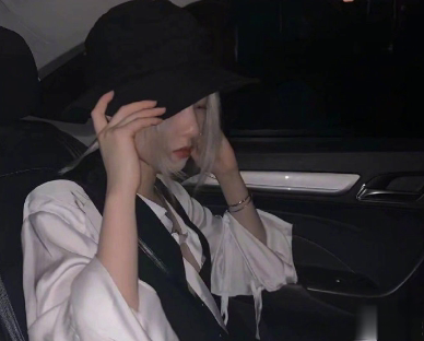 对异地的他表达思恋的句子  再相逢希望我们都在更高处 ​​​​11