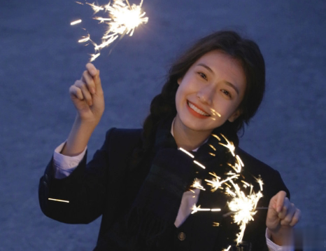 12月31号发的跨年文案 最新搞笑的跨年幽默文案