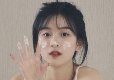惊艳生活的哲理小句子 短小又富有哲理的唯美句子2