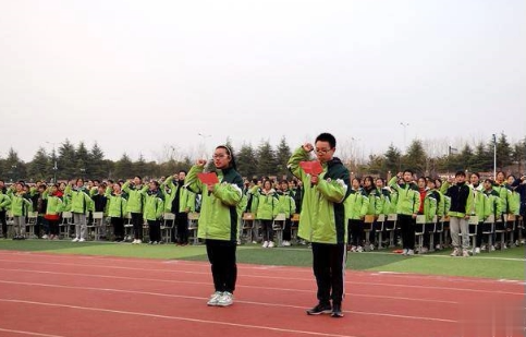 中考百天冲刺的励志语录 2021冲刺中考的励志说说2