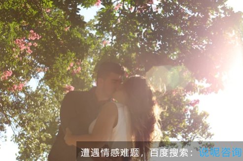 和婆婆住一起夫妻经常吵架