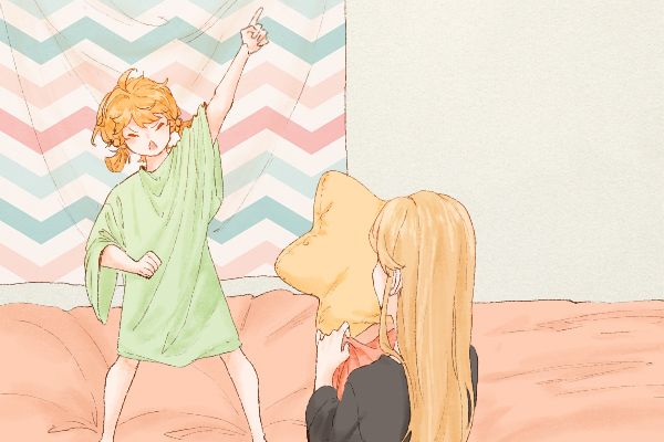 家里没人半夜就和姐姐睡一块 她就像是第二个妈妈